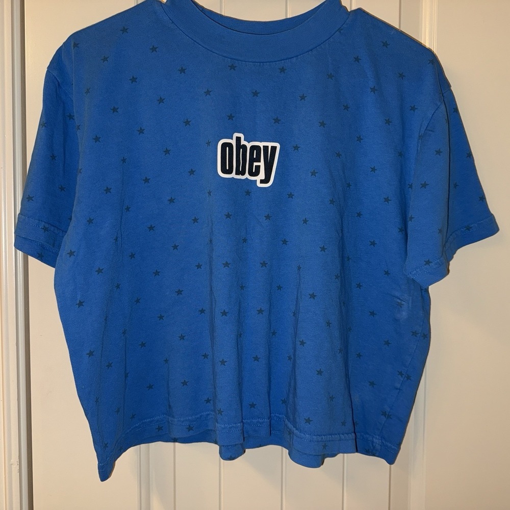 OBEY Women's Large Blue Star Print Boxy Crop Top Tee Retro Y2K Style Streetwear